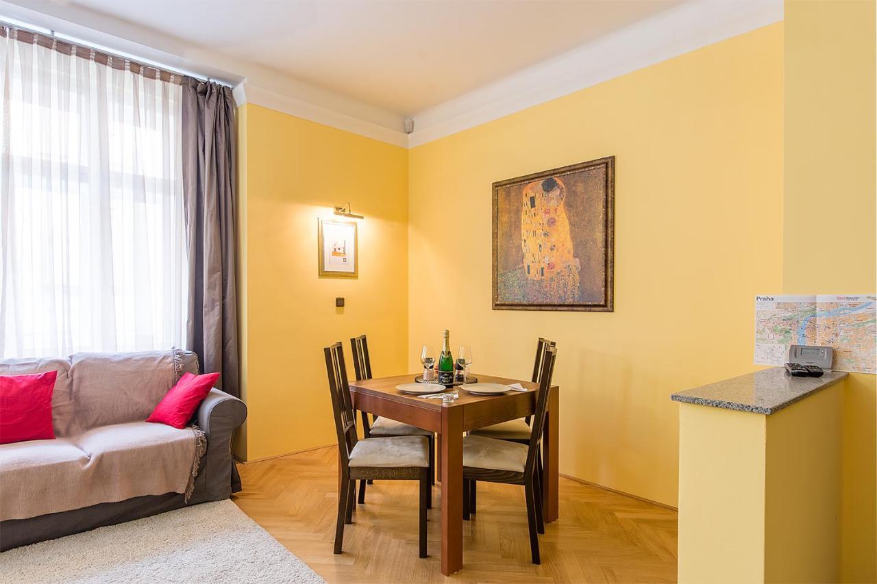 In Heart Of Prague - 2Br 2Ba Elegant Downtown Apt Εξωτερικό φωτογραφία